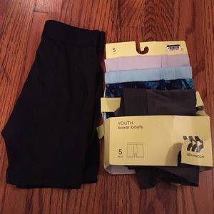 All in motion 5 pairs youth boxer briefs small
